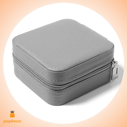 Compact and Stylish Travel Companion for Your Jewelry - Gray